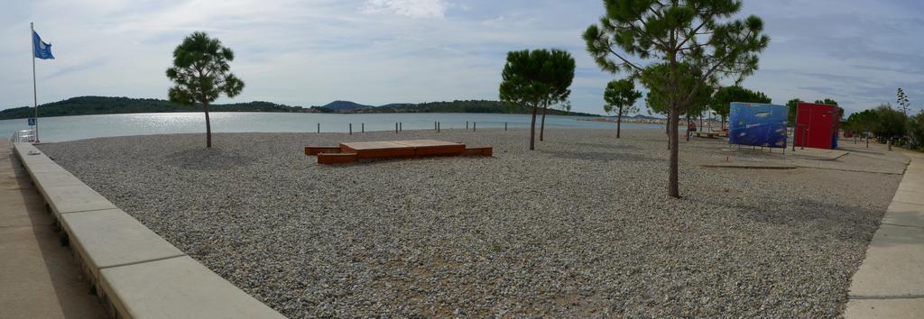 Apartments Vodice Srima Bilik gambar